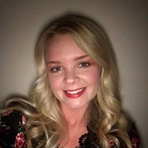 Meet your Posher, Carly